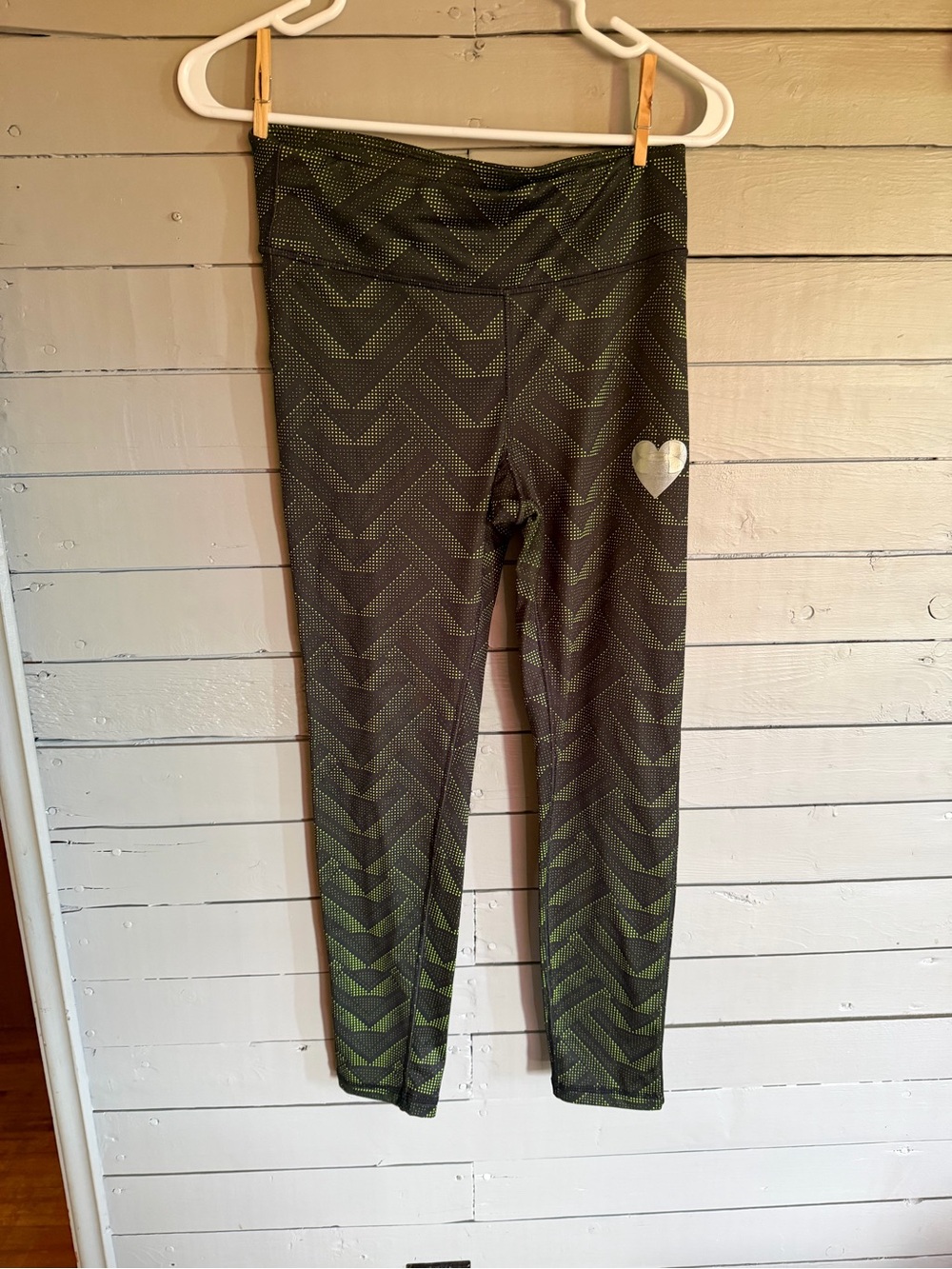 High-Waisted Olive Chevron Leggings with Reflective Heart